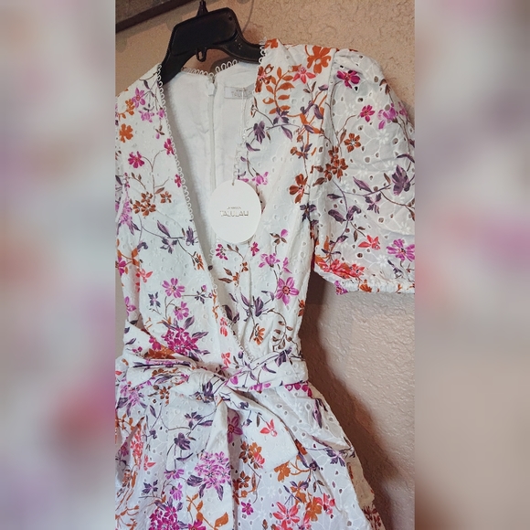 La Maison Talulah Jasmine Vines Tiered Midi Dress - Picture 7 of 12